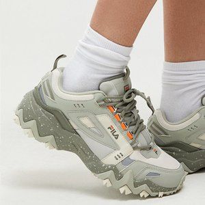 Womens Fila Oakmont TR Sneakers | Grey/ Sage Green/ Multi